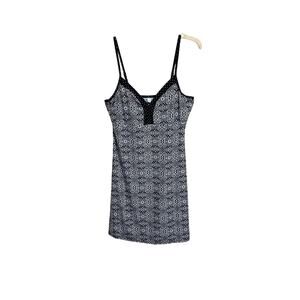 Women’s Black and White Nighty - Size L Unbranded